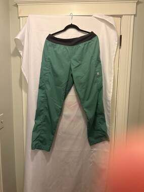 Butter-Soft by Uniform Advantage Women's Yoga Waistband Cargo Scrub Pants - Gree